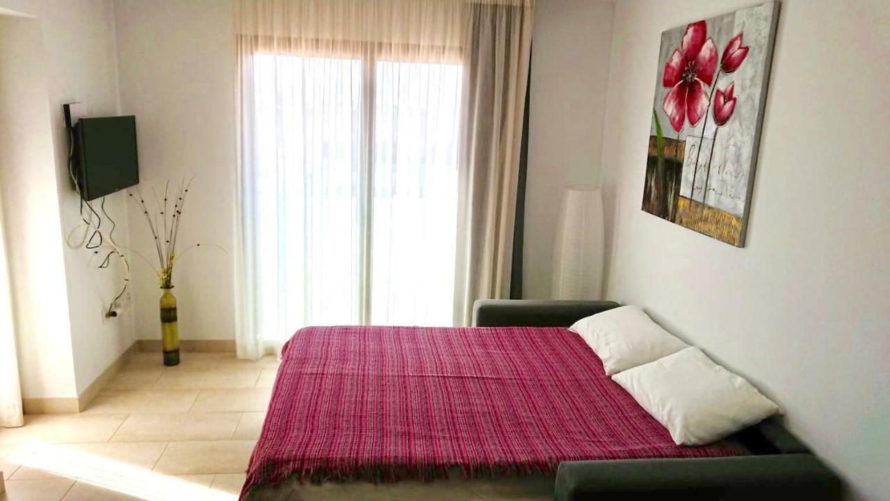 Edifici Violetta Διαμέρισμα Empuriabrava Εξωτερικό φωτογραφία